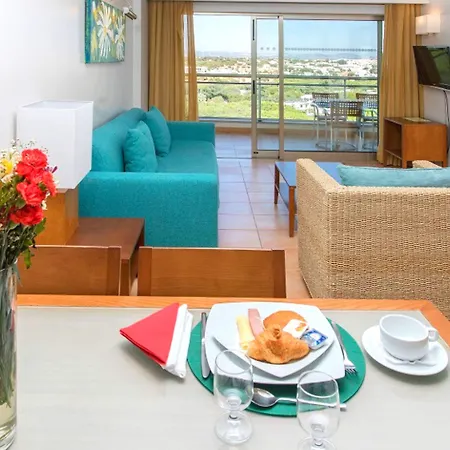 Апарт-готель Alfagar Alto Da Colina 4*