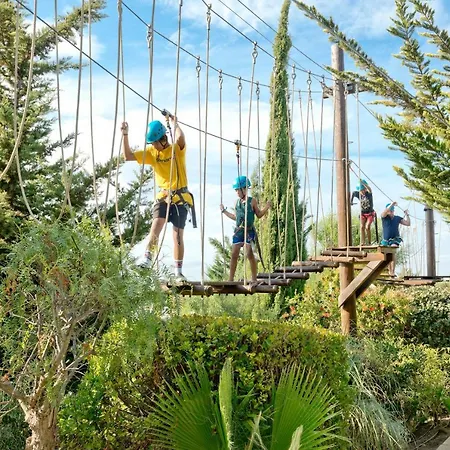 Апарт-готель Alfagar Alto Da Colina 4*