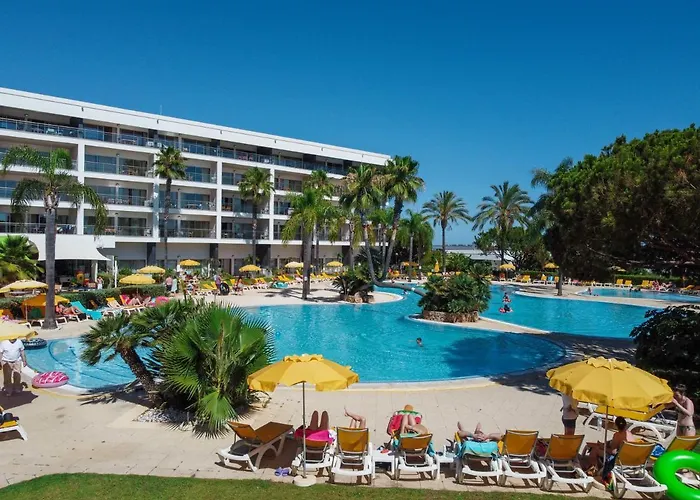 Alfagar Alto Da Colina Apartmanhotel 4*