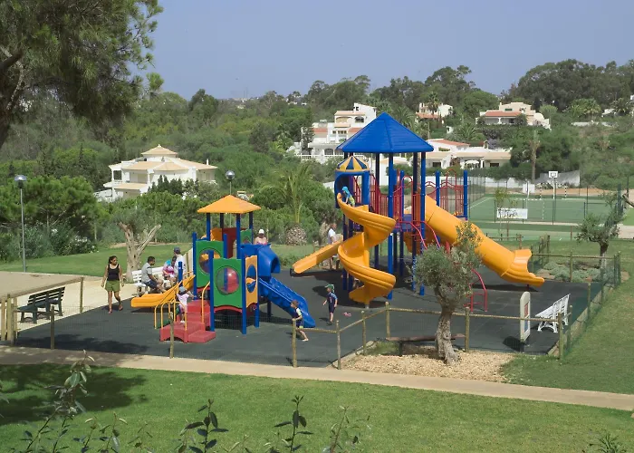 מלון דירות Alfagar Alto Da Colina