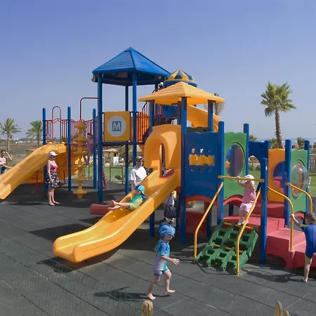 Ξενοδοχείο με διαμερίσματα Alfagar Alto Da Colina 4*